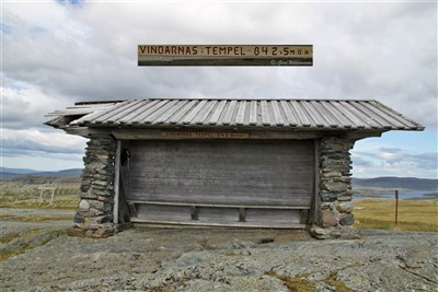 Vindarnas tempel m Skurdalssjön