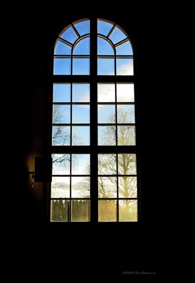 Fönster i Lockne kyrka